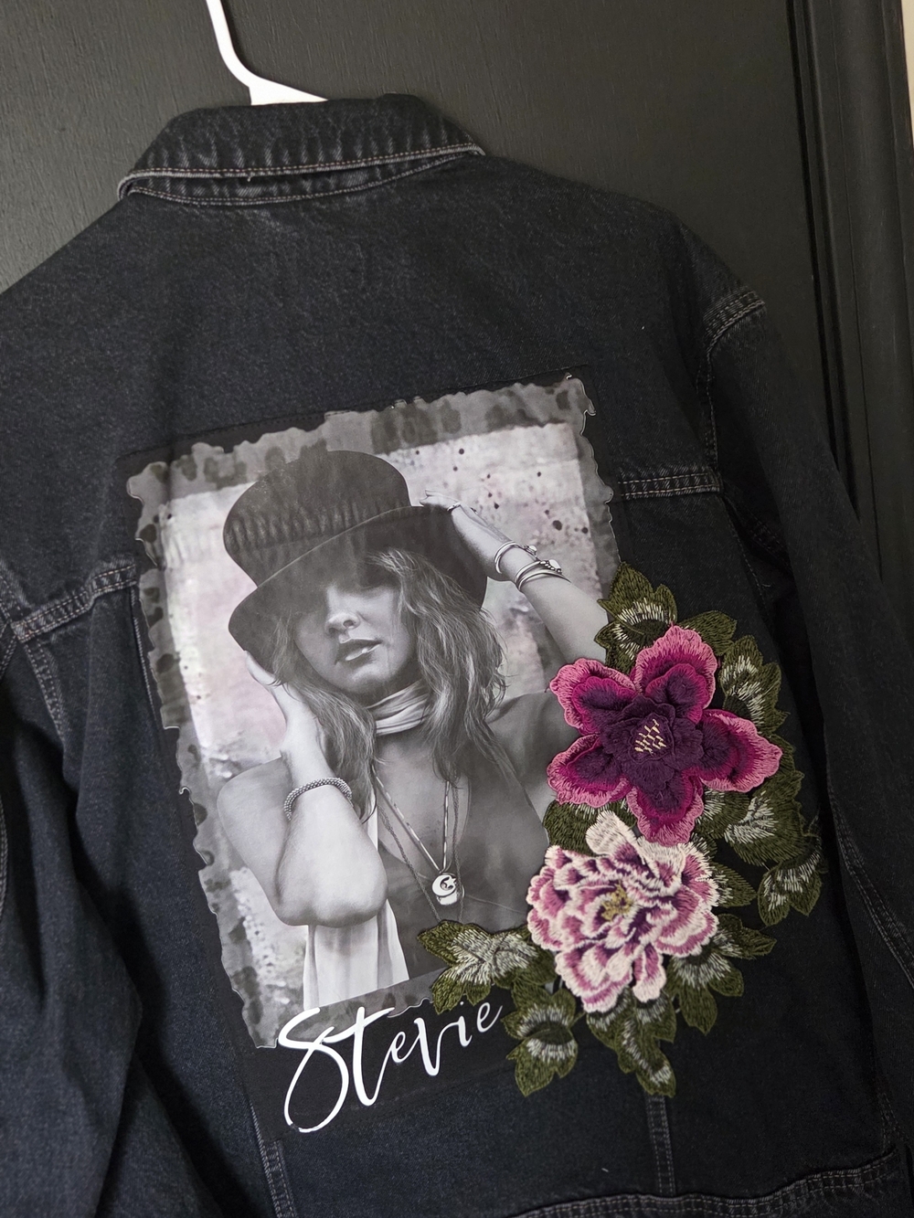 Boutique STYLE Stevie Nicks ROCK N ROLL Black Oversized Jean Jacket